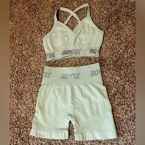 BO + TEE cute mint green gym set
